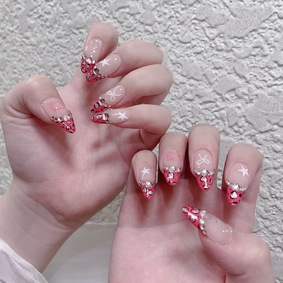 ネイル 成人式 ロングネイル マグネットネイル 大理石ネイル(マーブル) リボン ハンドネイル MoMoA Nail ネイル長さ出し専門店のネイルデザイン