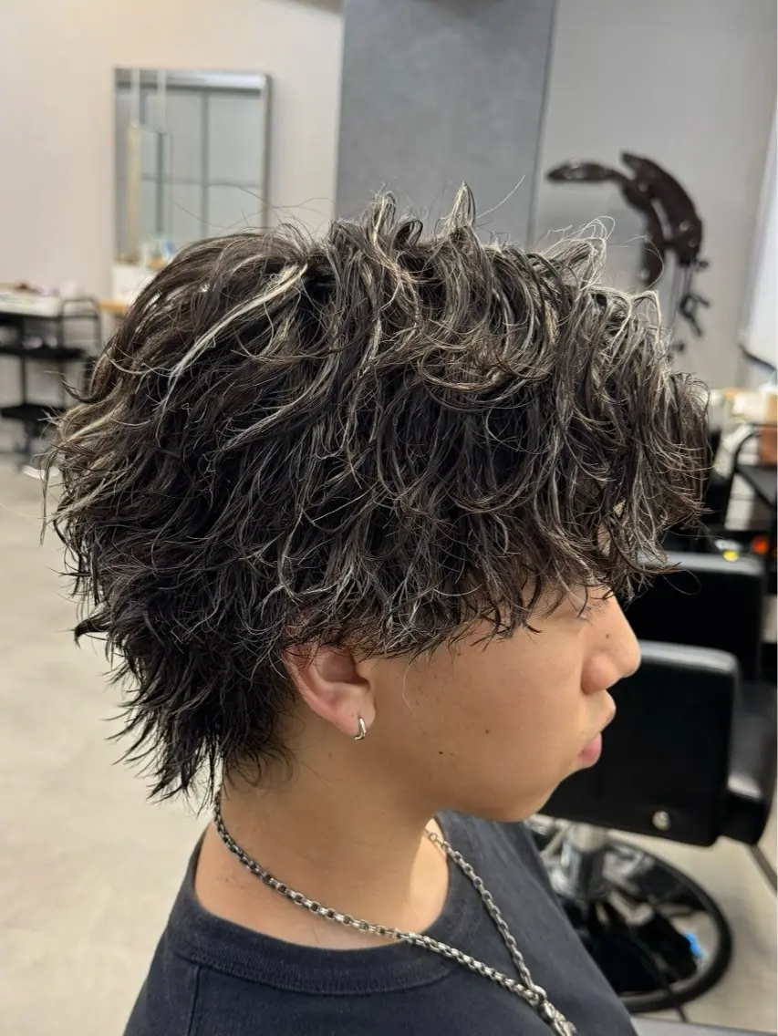 カラー ハイライトカラー 渋谷／メンズ特化 パーマ/カラー/旭良のヘアスタイル