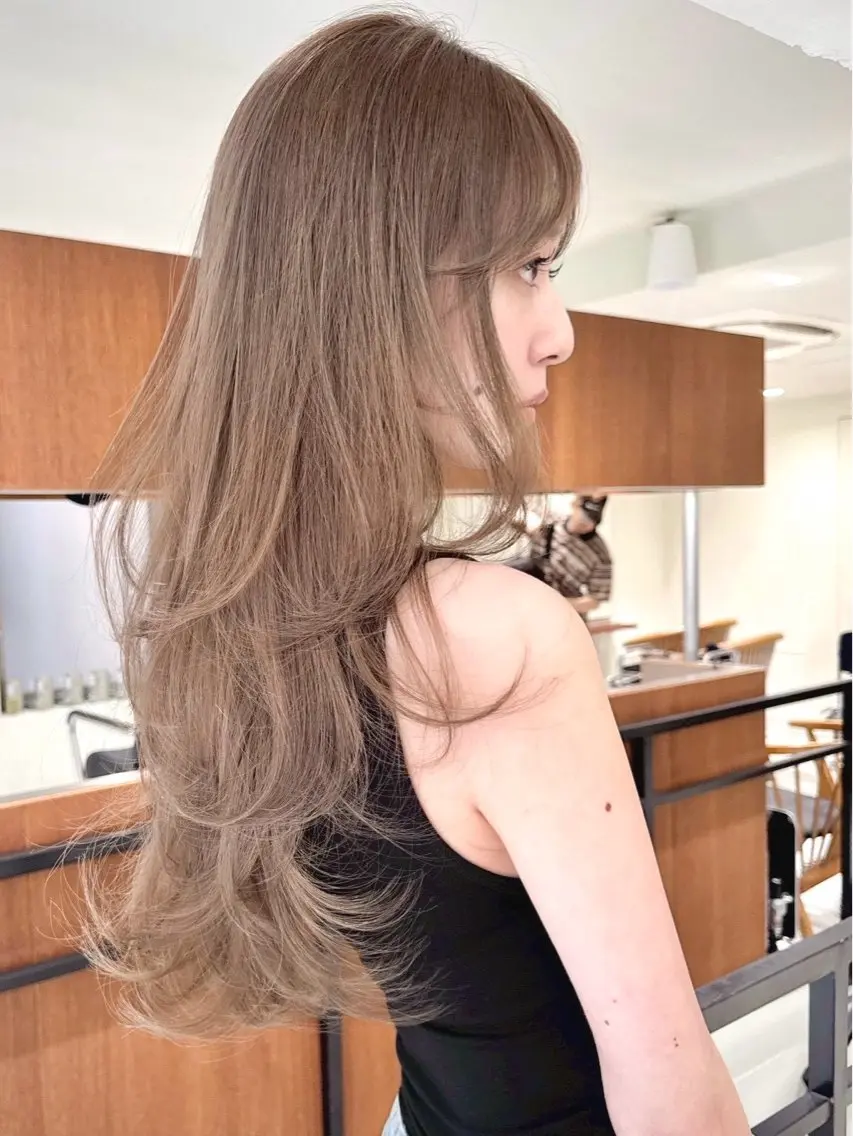 ロング レイヤーカット トリートメント 小顔カット jilblanカホのヘアスタイル