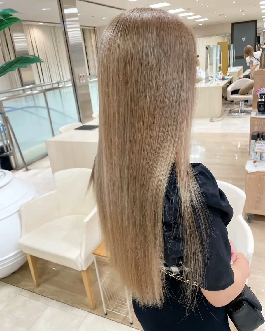 ロング カラー ヘアカラー トリートメント ヘアセット kenje luscaのヘアスタイル