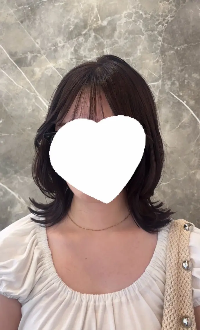 ミディアム カット ヘアカラー レイヤー透明感カラー ブリーチ🎀オトハのヘアスタイル