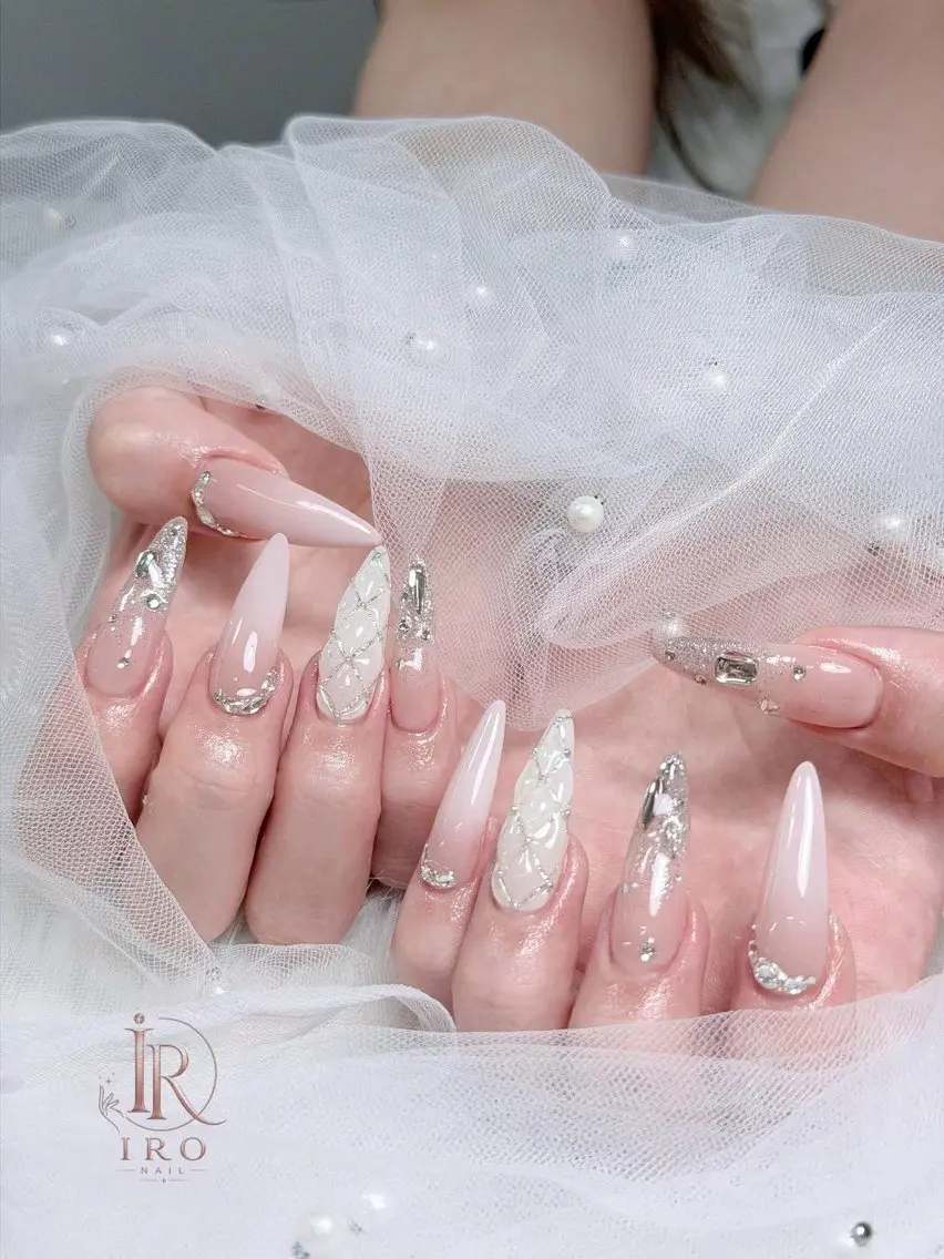 ネイル IRO NAIL MiAのネイルデザイン