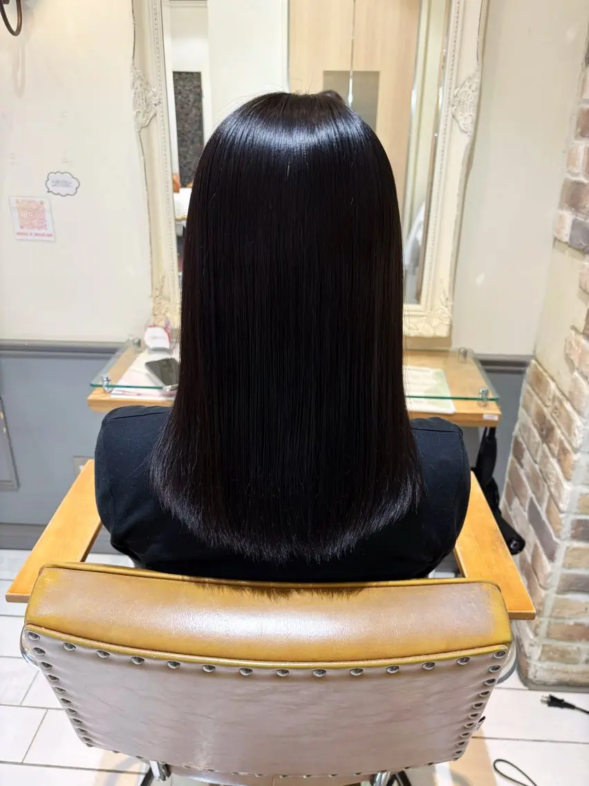 ミディアム ヘアカラー トリートメント Noel .⋆𝜗𝜚のヘアスタイル