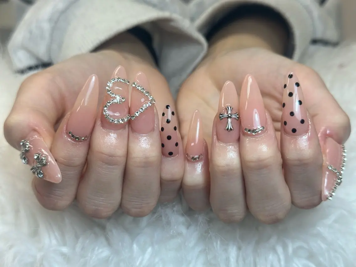 ネイル アートネイル ジェルネイル マグネットネイル ハンドネイル JennNail_ マオのネイルデザイン