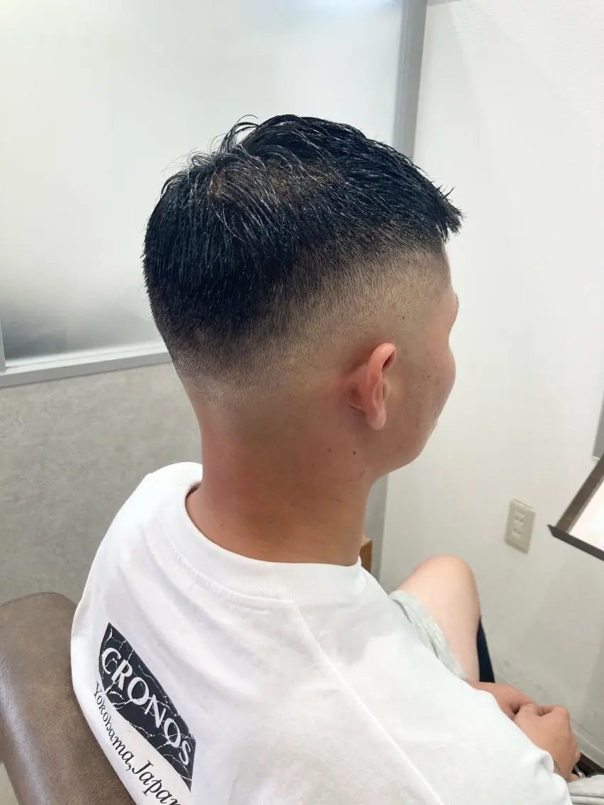 ショート カット パーマ職人 矢部絢一のヘアスタイル