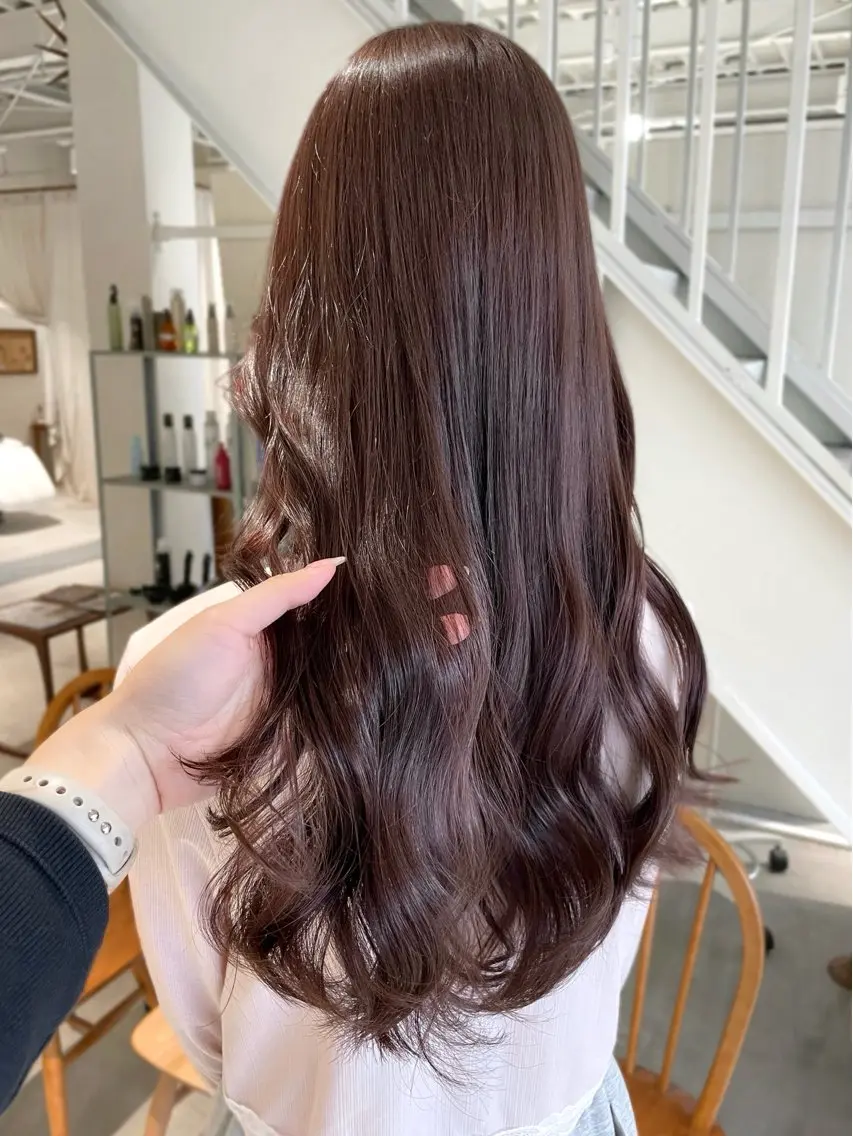 ロング カラー カット ヘアカラー 林 千聖のヘアスタイル