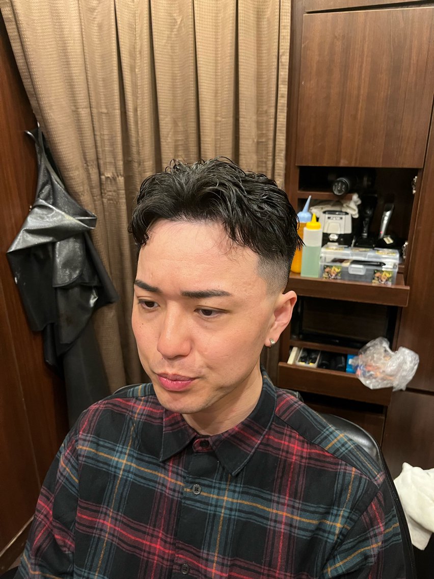 パーマ メンズ ヒロ銀座川崎 志田健介のヘアスタイル