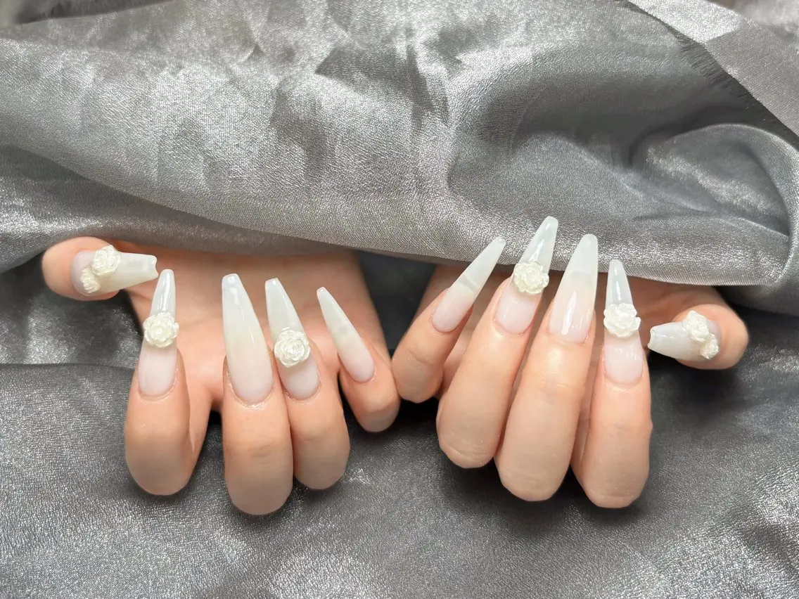 ネイル ハンドネイル H3 Nail Tsuki🦋💙のネイルデザイン