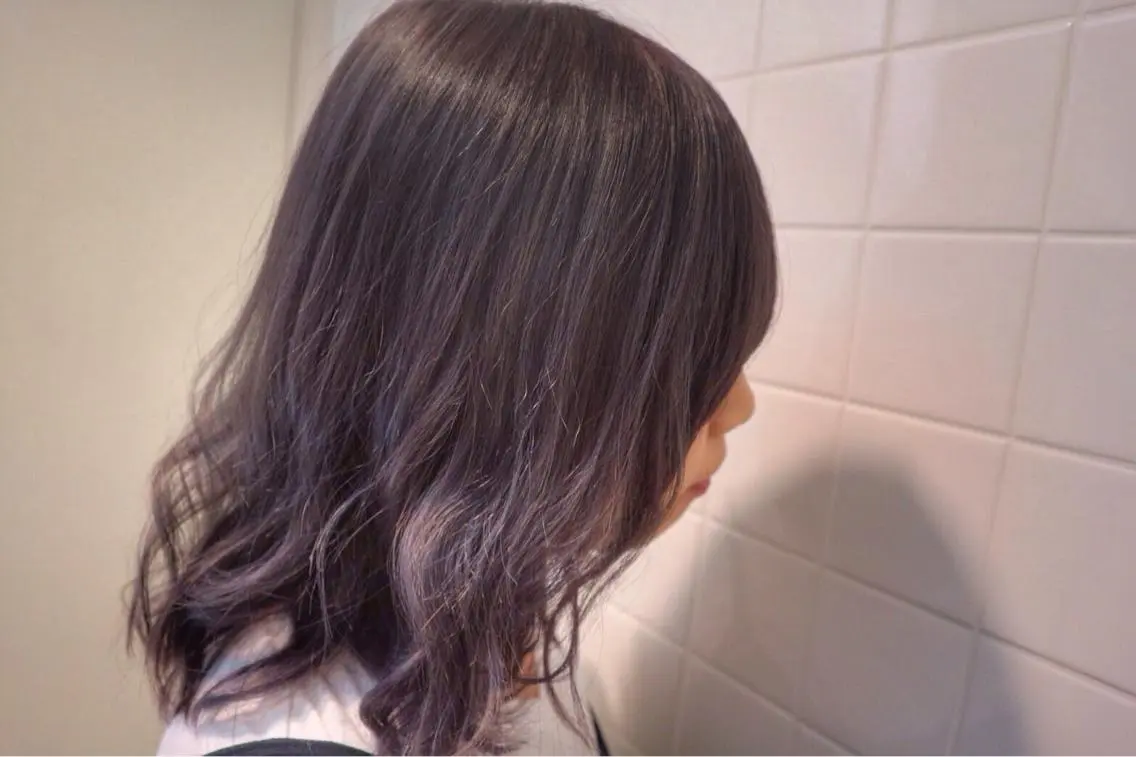 セミロング カラー アッシュ 中川 拓弥のヘアスタイル