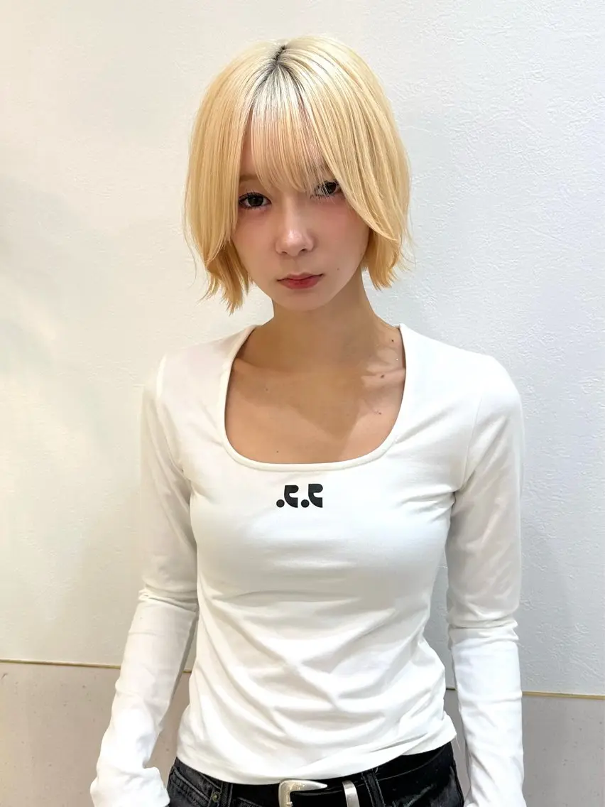 ミディアム カラー ショートボブ ミディアムパーマ バレイヤージュ ベージュカラー ブリーチ カット ヘアカラー トリートメント 新宿/髪質改善/ボブ 韓国レイヤー大重聖斗のヘアスタイル