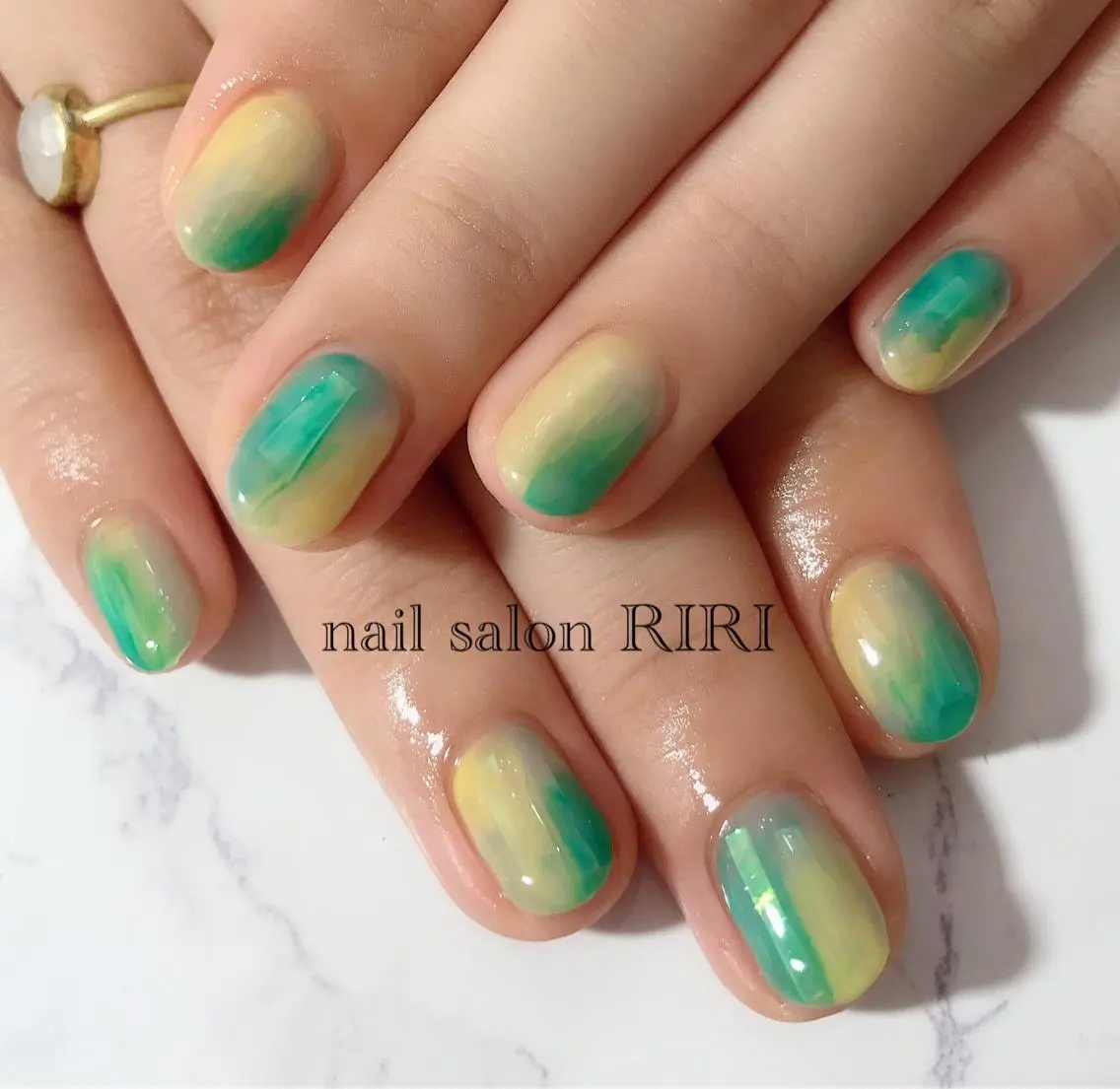 ネイル ニュアンスネイル RIRI リリのネイルデザイン