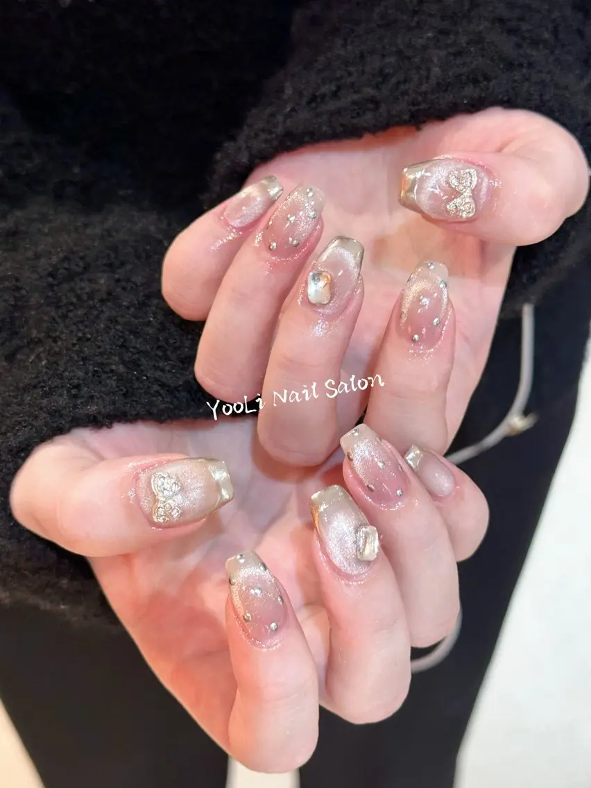 ネイル アートネイル オーロラネイル チークネイル フレンチネイル ガラスフレンチ ハンドネイル 🎀🎀YooLi Nail Salonのネイルデザイン