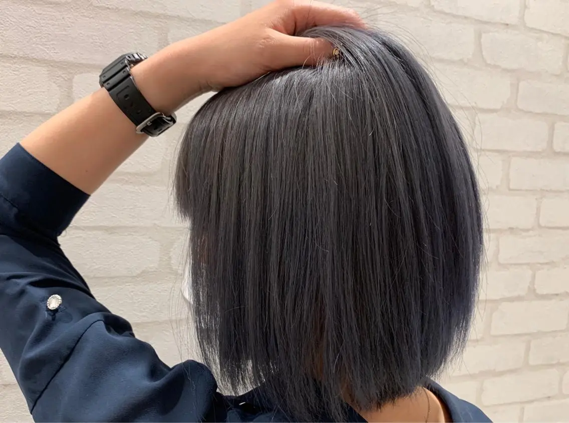 ミディアム カラー ブルーカラー ブルーグレー ブルーグレージュ グレージュ Gain Nanamiのエステ・リラクイメージ
