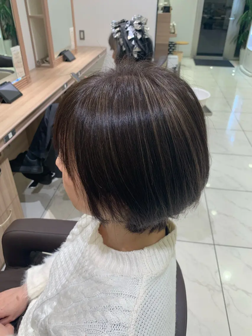 ショート カラー ブラウンカラー 透明感カラー オレンジ カット ヘアカラー トリートメント 🌱脱白髪染め特化 🌱岡田将英のヘアスタイル