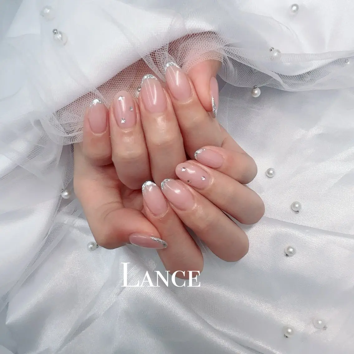ネイル オーロラネイル フットネイル 氷ネイル・うるうるネイル キラキラネイル 韓国ネイル ハンドネイル Lance nailのネイルデザイン