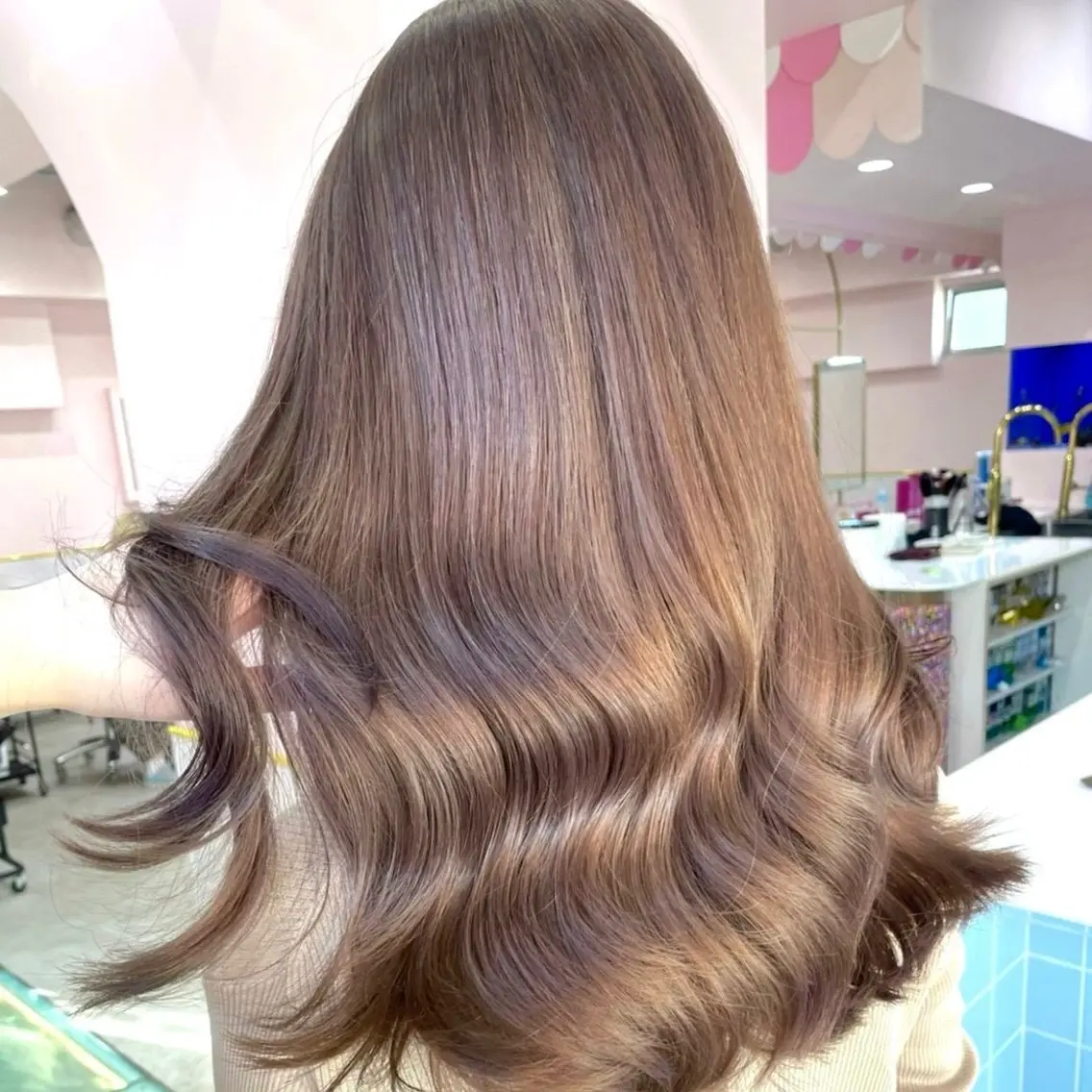 ロング カラー ヘアアレンジ ヘアカラー トリートメント 似合わせハイトーン 🩰/渡邉日向🕊のヘアスタイル