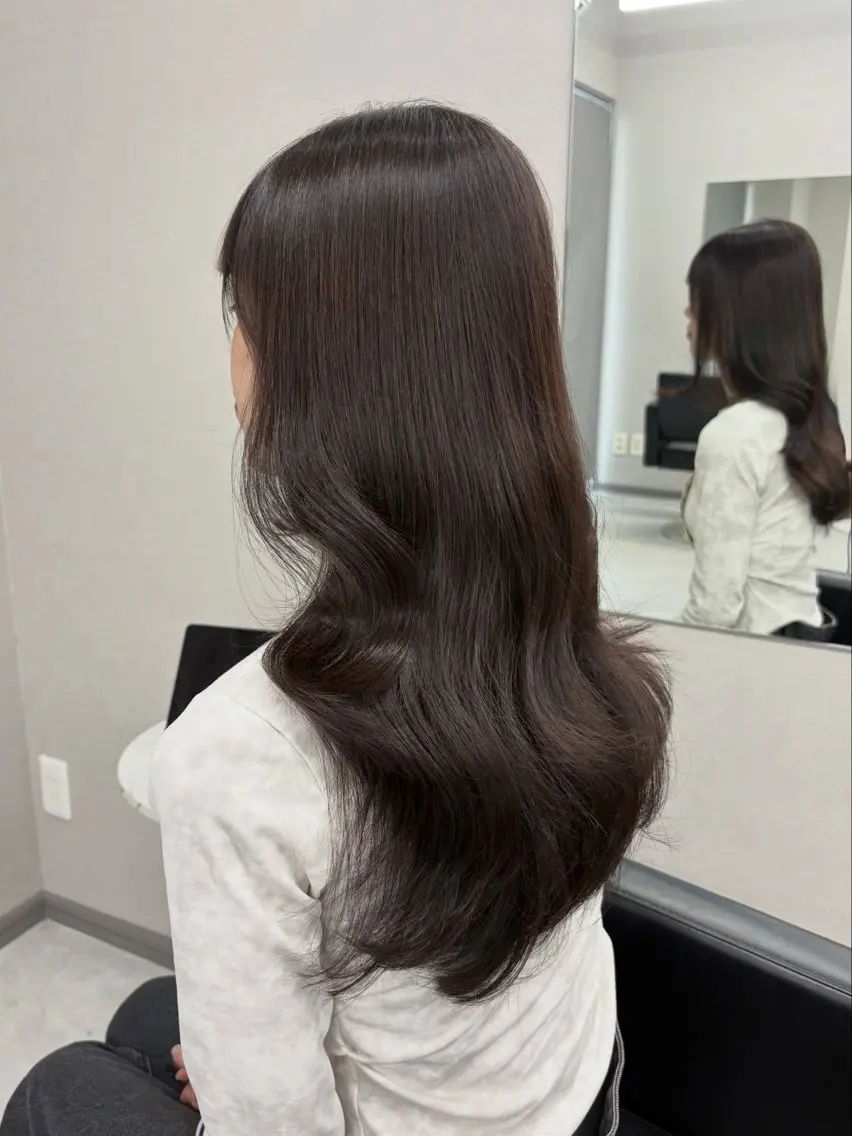 ロング mitty aikaのヘアスタイル