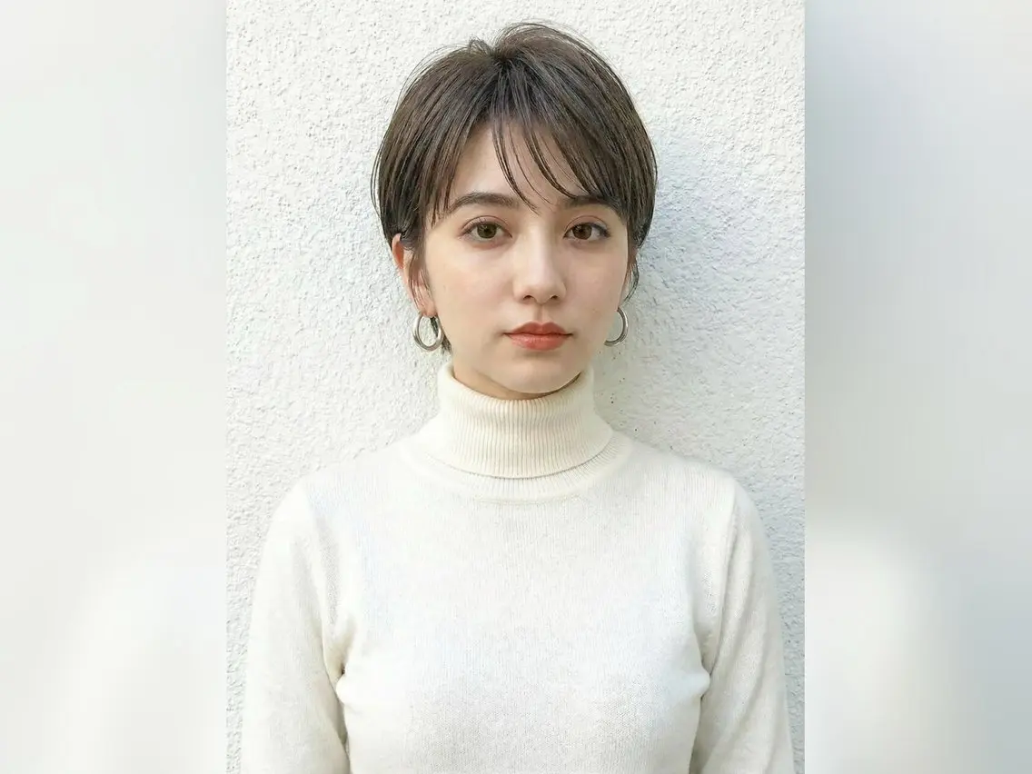 ショート カット ヘアカラー 藤川 千歳のヘアスタイル