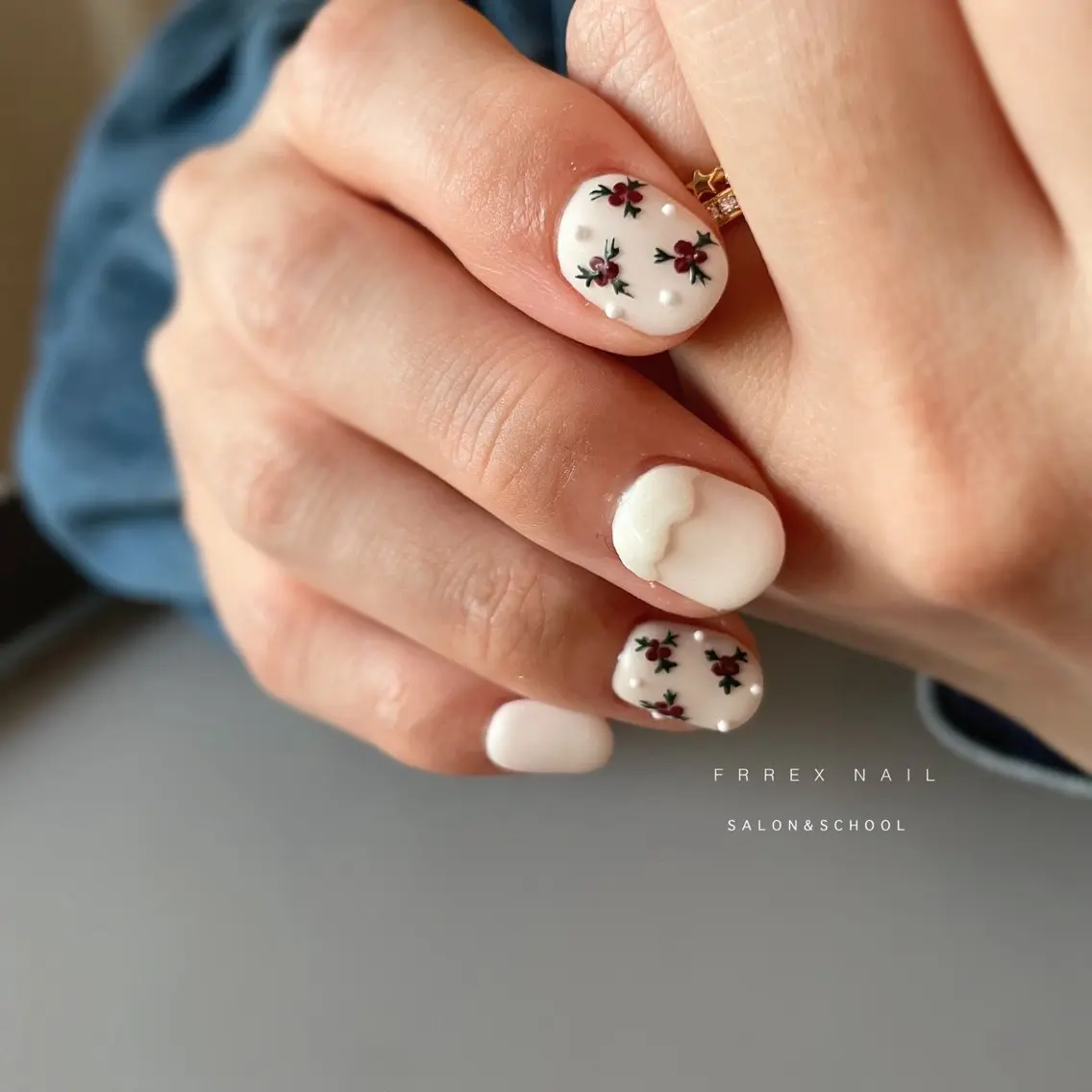 ネイル 冬ネイル クリスマス ハンドネイル ハンドケア freex nail /ニュアンス/個性派のネイルデザイン