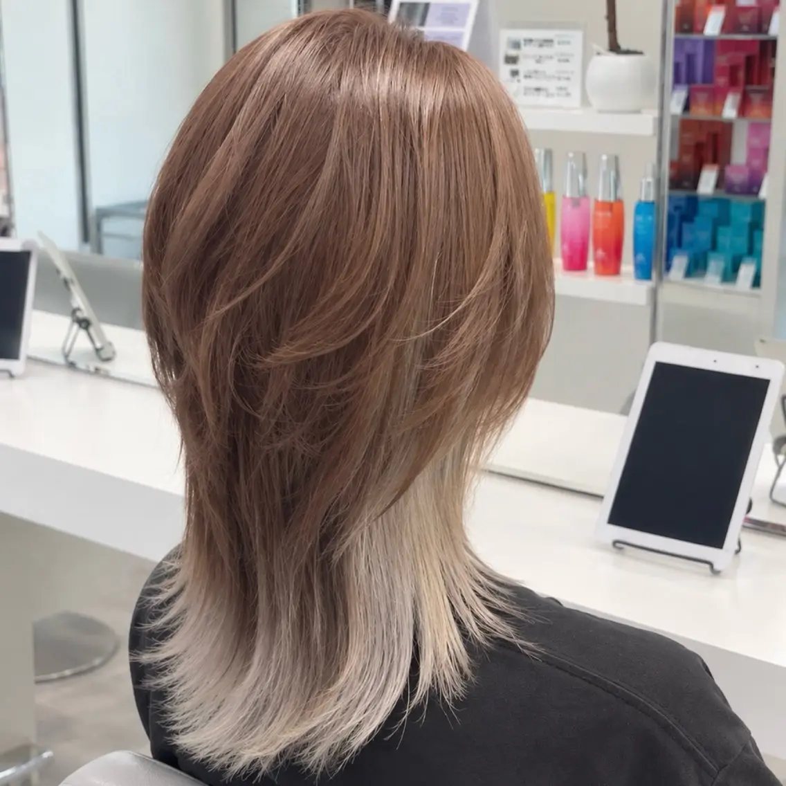 セミロング ウルフカット カット ヘアカラー トリートメント レイヤー/ウルフ/デ ザインカラー💎藤原のヘアスタイル