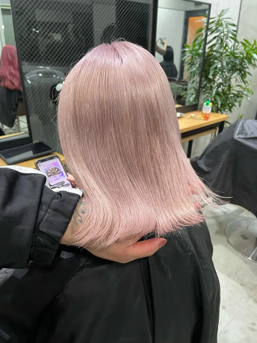 ミディアム ヘアカラー AiM エイム　韓国レイヤーのヘアスタイル