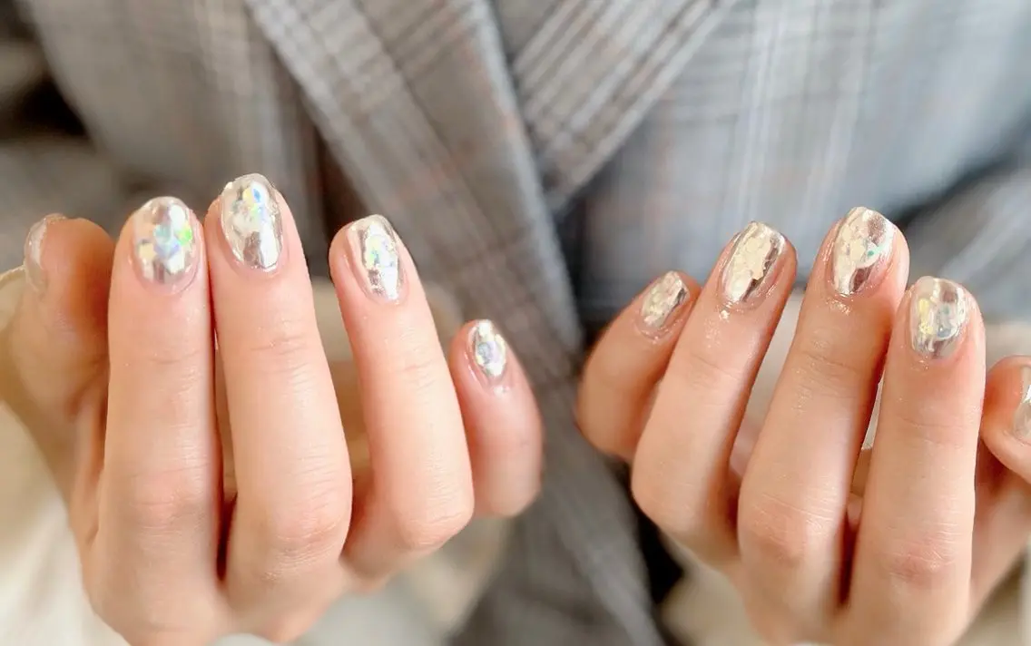 ネイル ミラーネイル シルバー nail salon kicchiのネイルデザイン