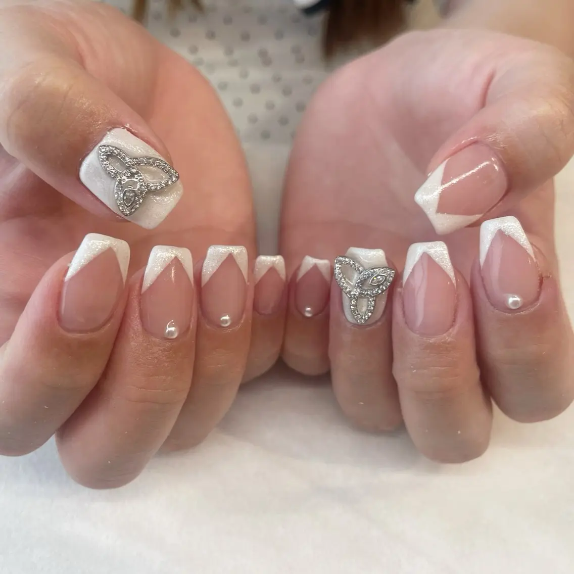 ネイル ハンドネイル 💎🐰 saki. m 🐰💎のネイルデザイン