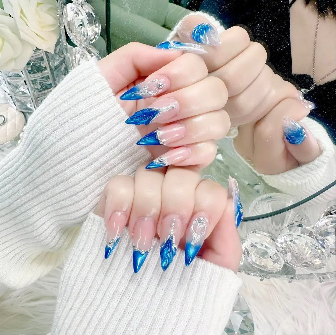 ネイル 長さ出し ハンドネイル ハンドケア いちご ちゃんのネイルデザイン