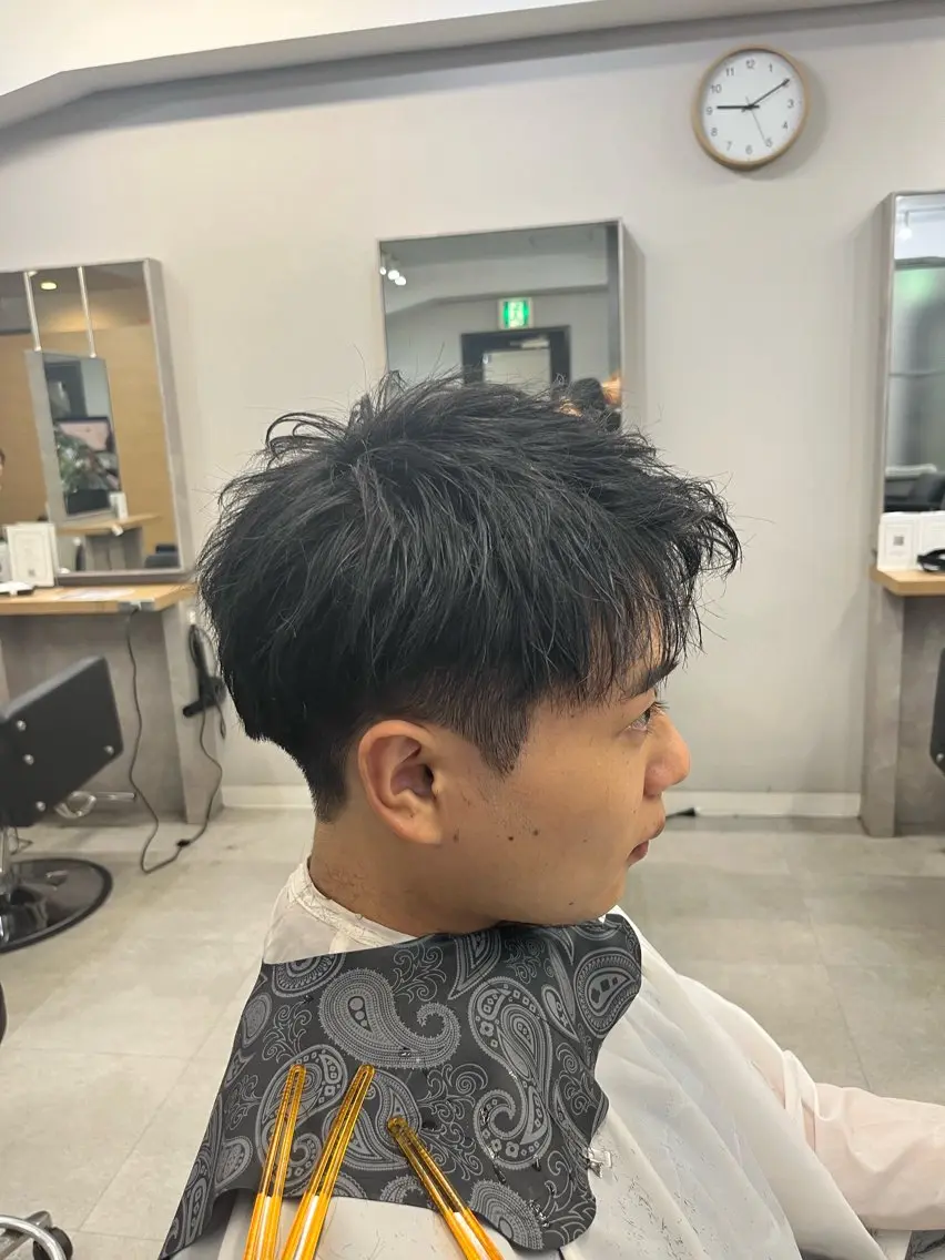 ショート カマタ ハルキのヘアスタイル