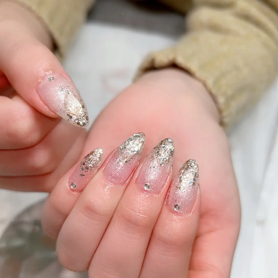 ネイル アートネイル フレンチネイル ジェルネイル グラデーション マグネットネイル ハンドネイル Cute Tips nailのネイルデザイン