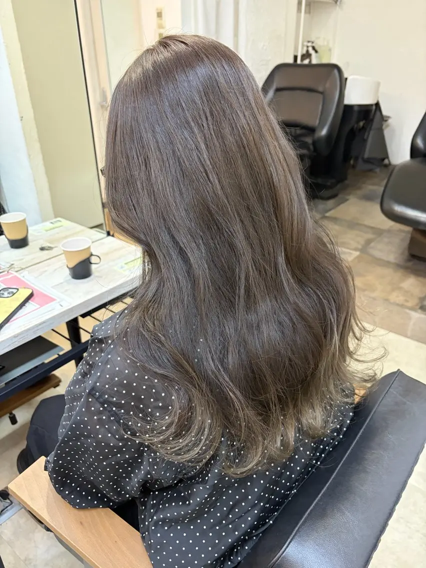 セミロング カラー 🥀韓国ヘア🥀 宮津真菜のヘアスタイル