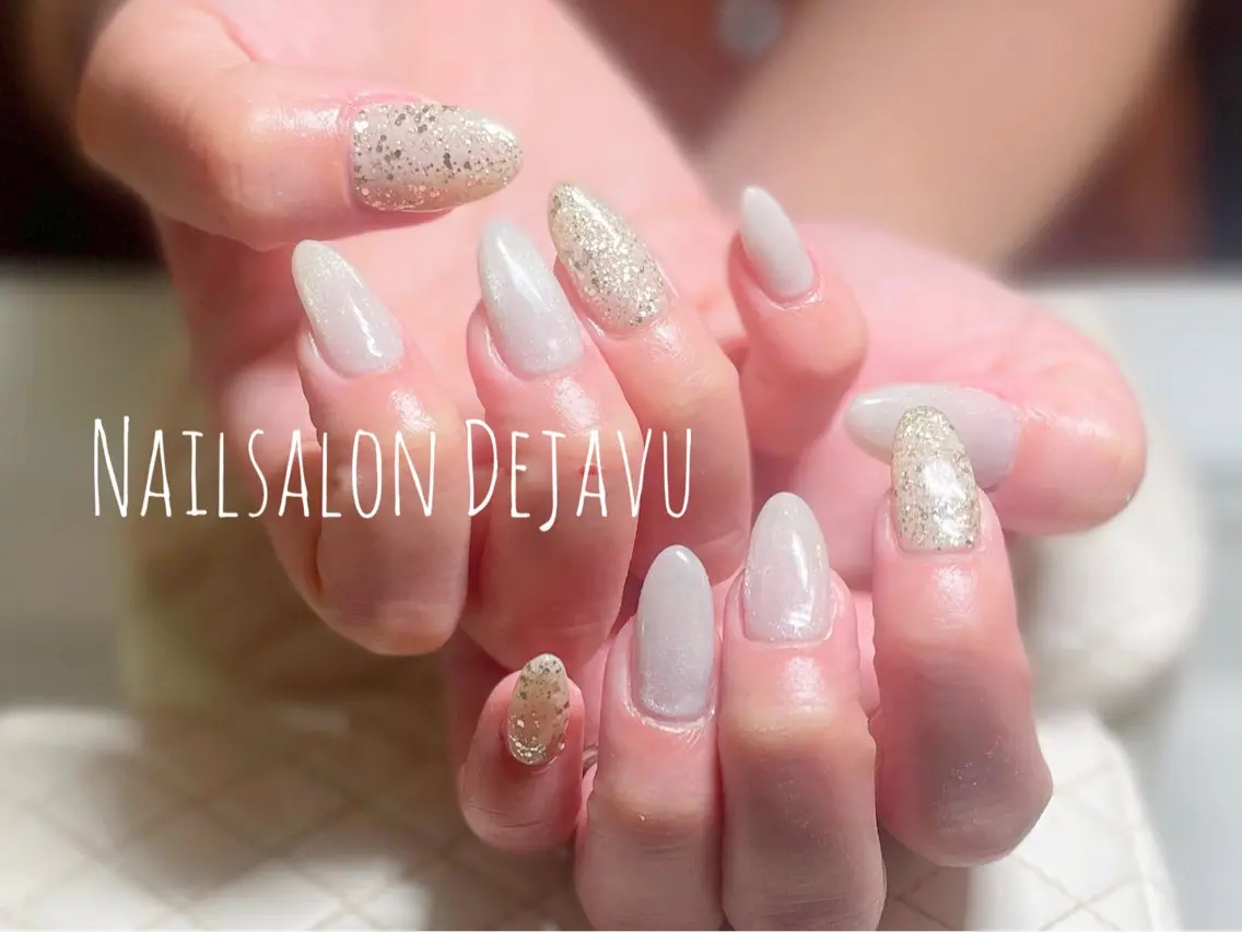 ネイル キラキラネイル ラメ(グリッター) マグネットネイル Nail salon Dejavu 🌿のネイルデザイン