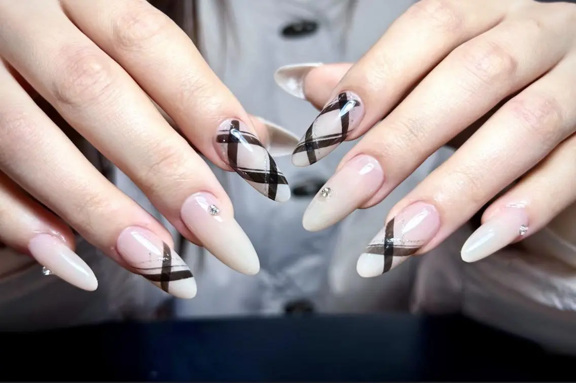 ネイル ハンドネイル 💫 Tsuki_Nailのネイルデザイン