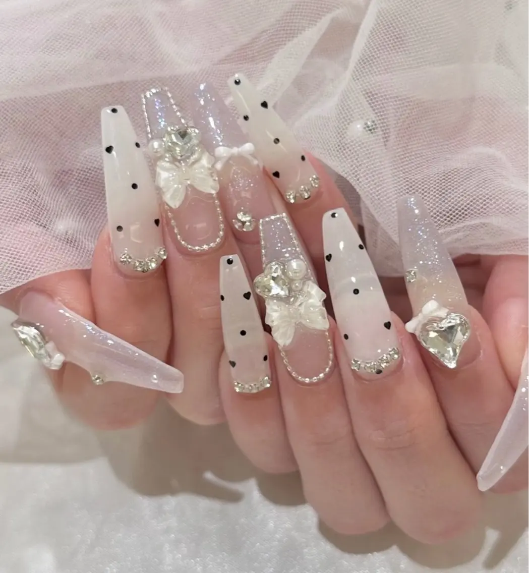 ネイル ハンドネイル NiJi Nailsのネイルデザイン
