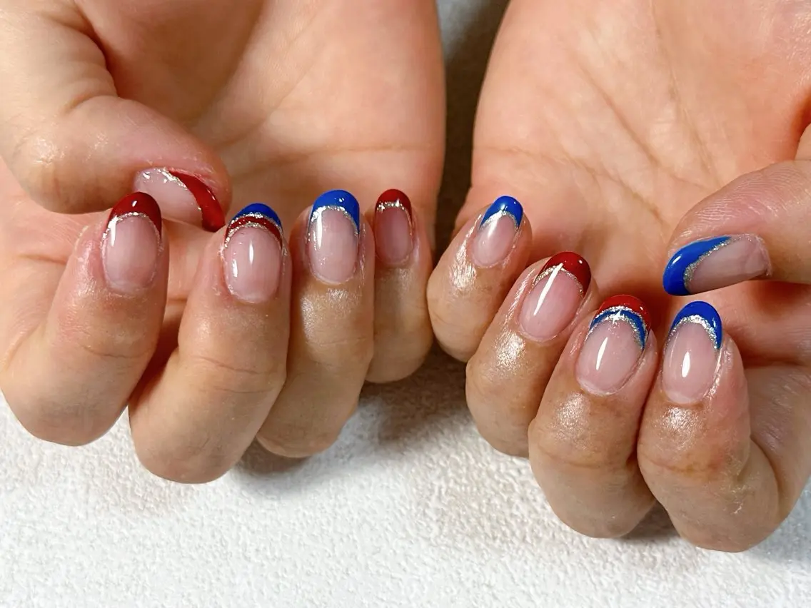 ネイル オーロラネイル フットネイル フレンチネイル ジェルネイル マグネットネイル kiki nail たまプラーザのネイルデザイン
