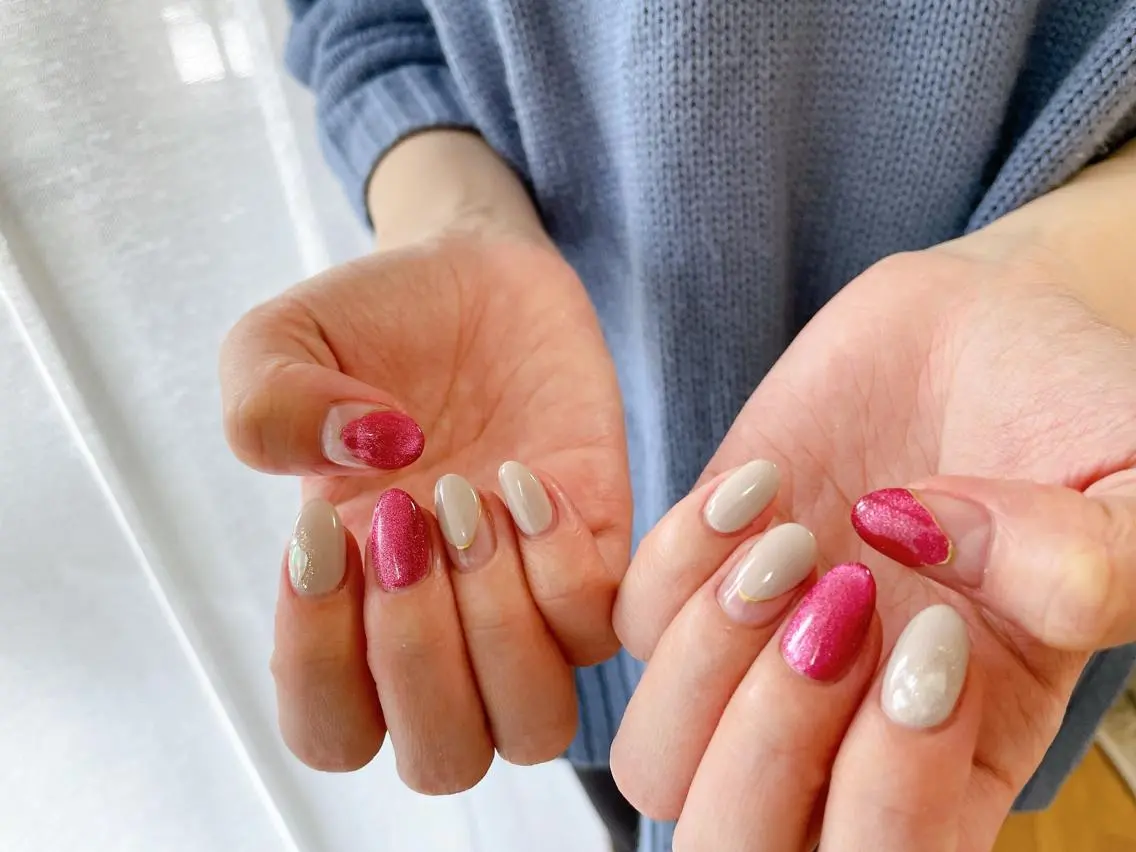 ネイル オーロラネイル フラワーネイル フットネイル フレンチネイル ジェルネイル ハンドネイル mogunail &blowのネイルデザイン