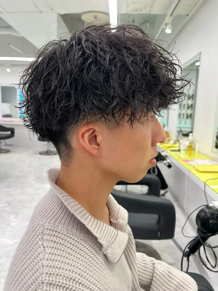 ショート パーマ メンズ カット パーマ トリートメント ヘアセット フェザー/シャドウ パーマ特化のヘアスタイル