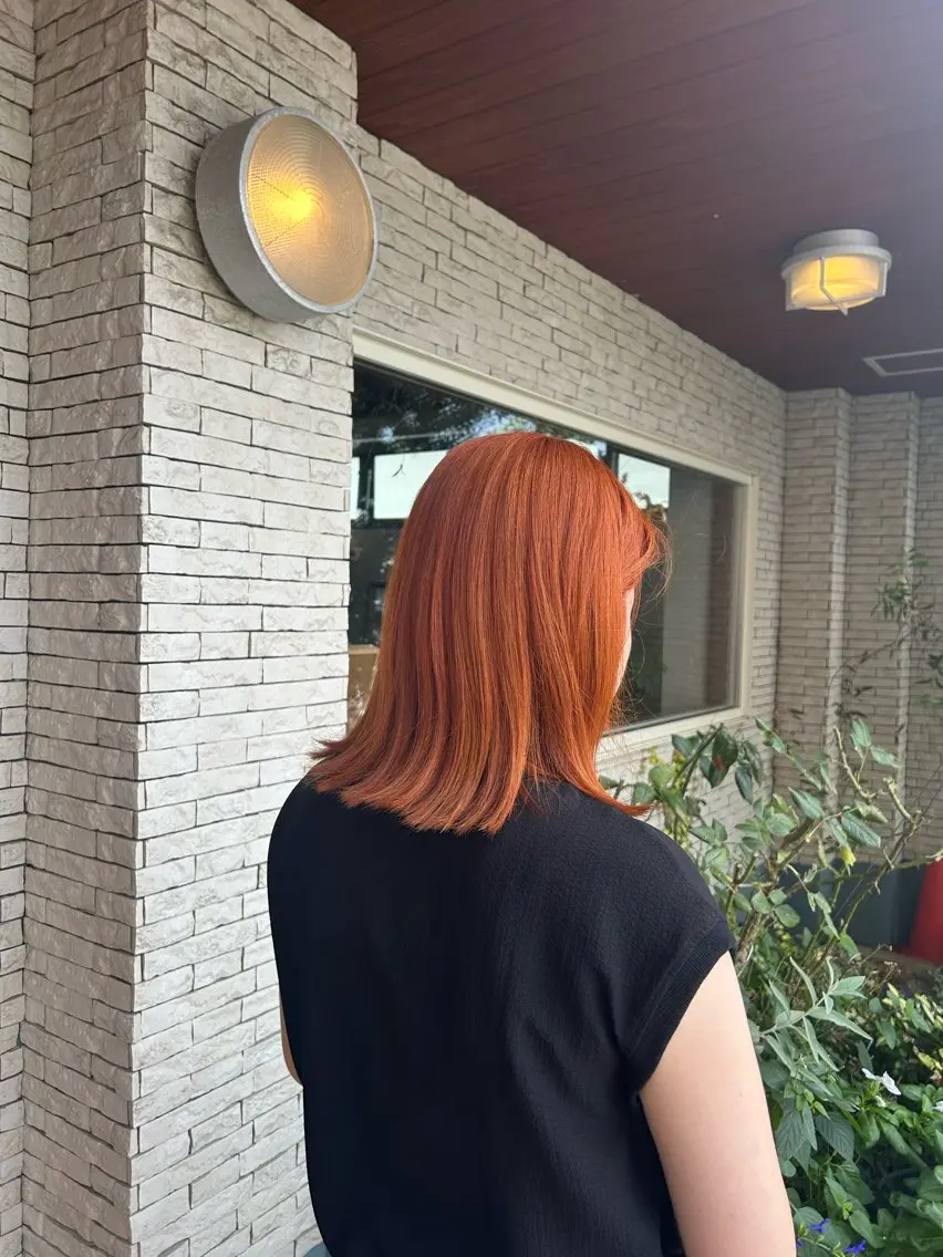カラー 橋本 愛唯のヘアスタイル