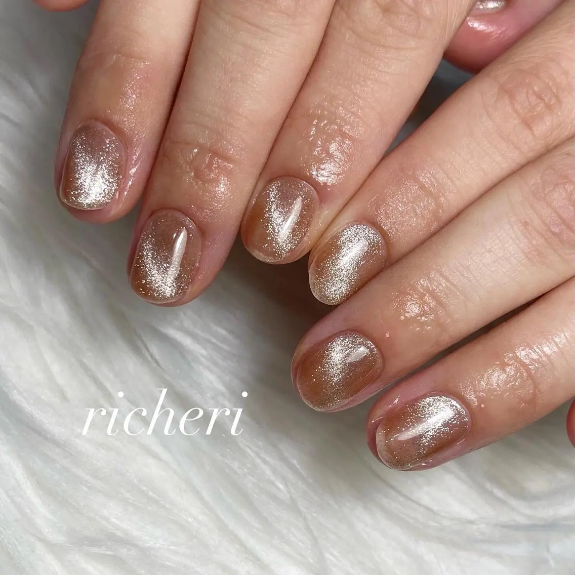 ミディアム ネイル 韓国風ヘア アートネイル ブラウン フレンチネイル ジェルネイル richeri beautyのネイルデザイン