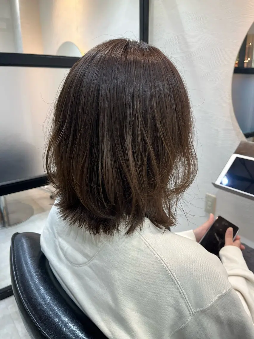 セミロング カラー カット ヘアカラー トリートメント 【ニュアンスカラー・ 髪質改善】スズキカナのヘアスタイル