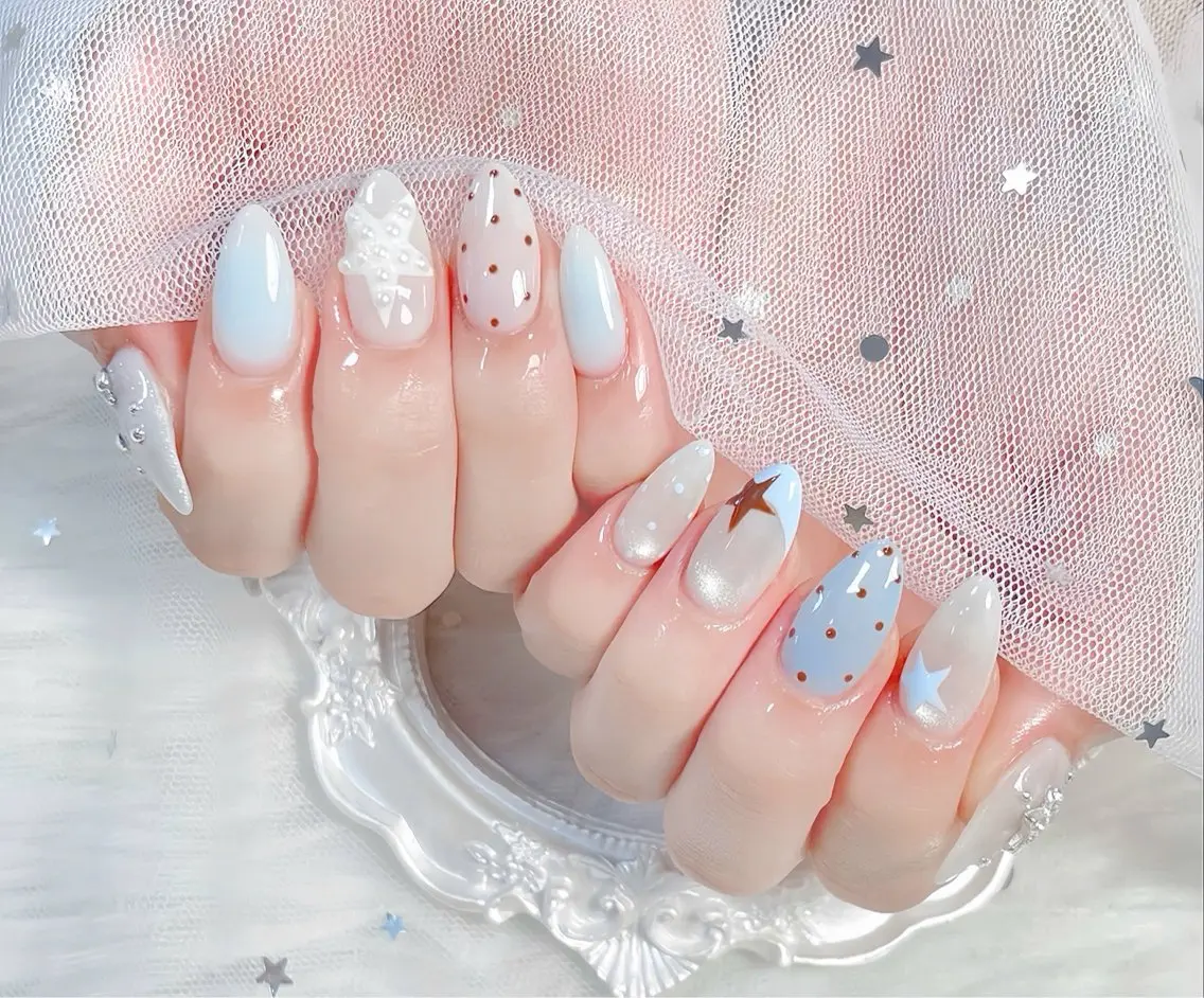 ネイル チークネイル 長さ出し フレンチネイル ジェルネイル グラデーション ハンドネイル THANHTHANH NAILのネイルデザイン