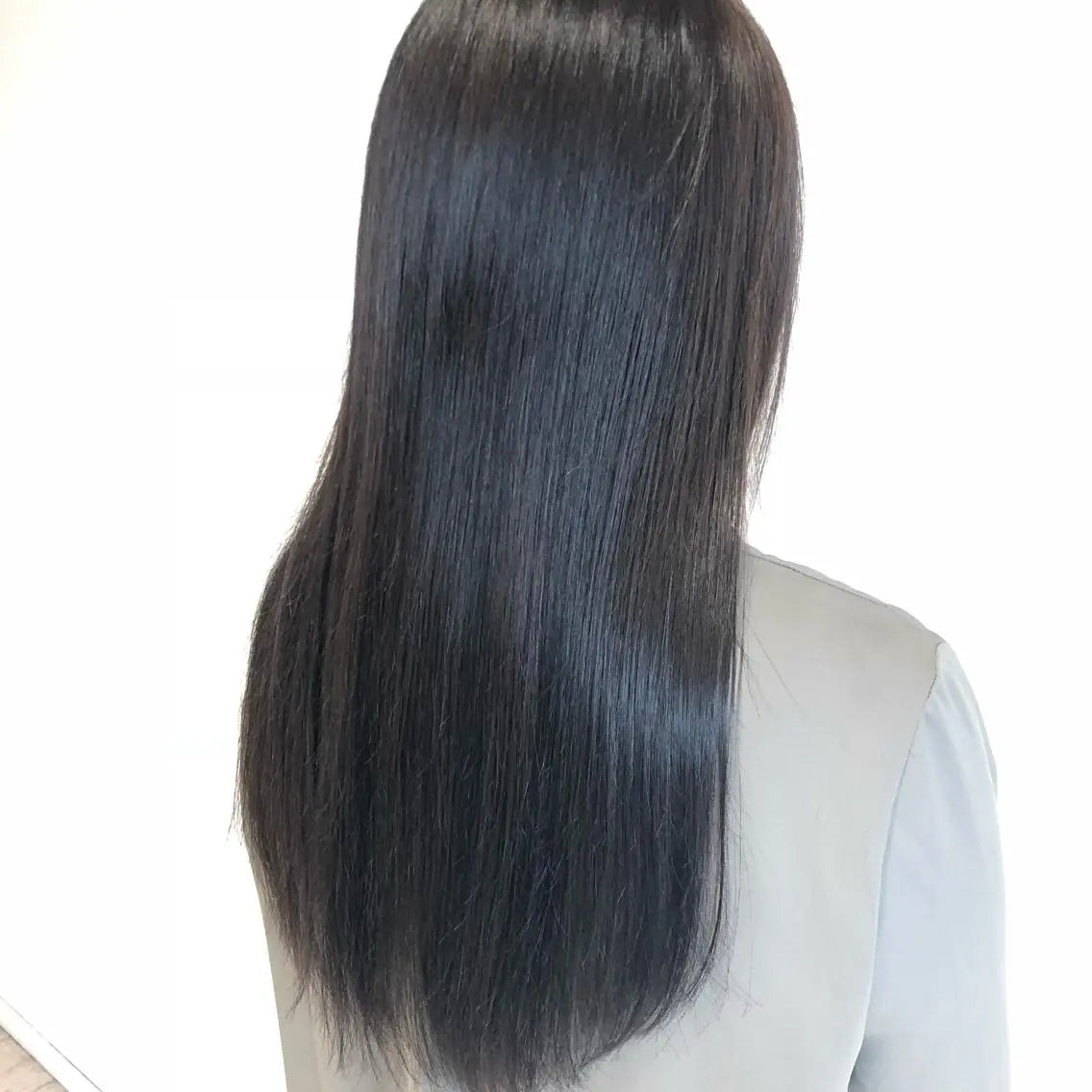 セミロング アッシュ カット ヘアカラー トリートメント 松佐 ゆかりのヘアスタイル