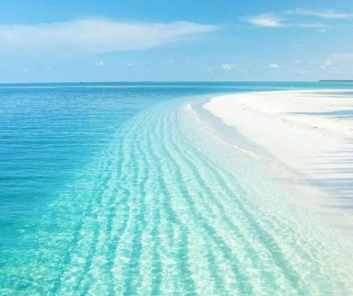 𝐘𝐎𝐒𝐇𝐈 𝐌𝐈🌞🏝のマツエク・マツパデザイン