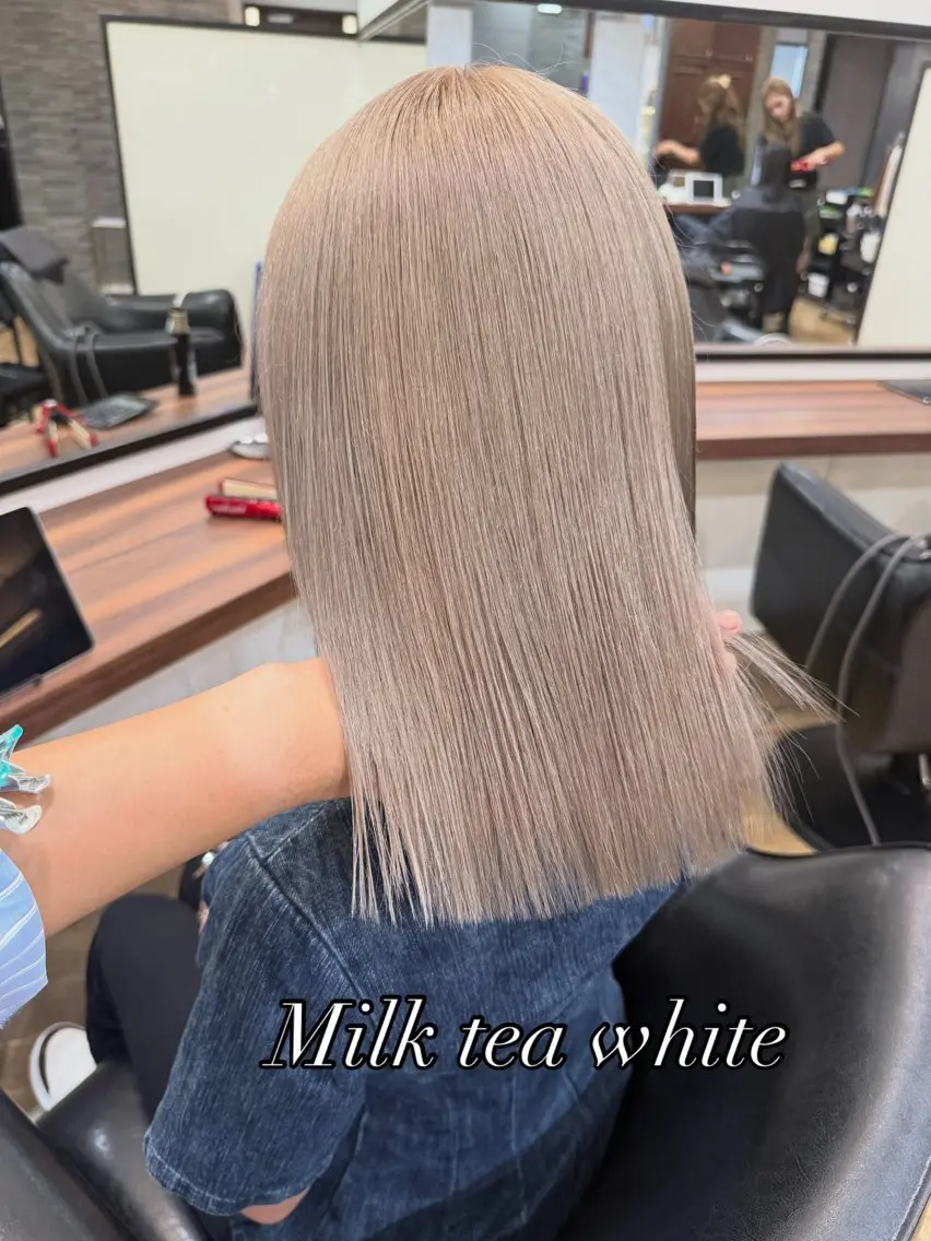 ロング カラー シールエクステ バレイヤージュ ベージュカラー ブリーチ ケアブリーチ ヘアカラー トリートメント 大阪梅田/レイヤー/ ハイトーン/yuuのヘアスタイル