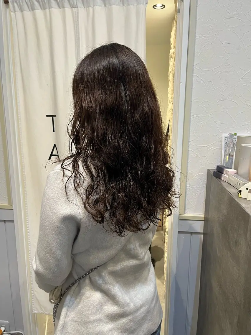 ロング パーマ 金沢市/美容師/ 岡島由希美のマツエク・マツパデザイン