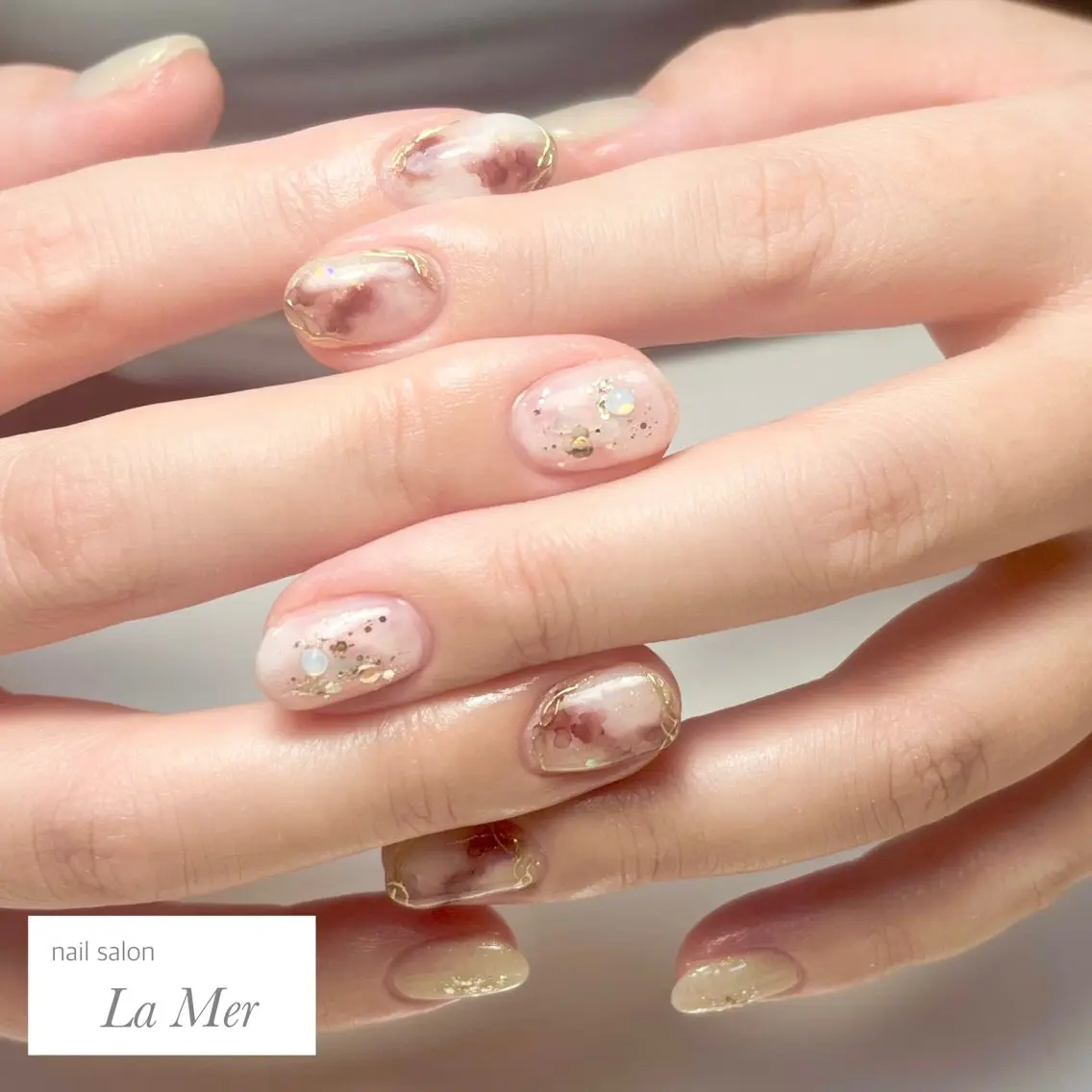 ネイル ブラウン グリーン マグネットネイル 大理石ネイル(マーブル) ミラーネイル ハンドネイル nailsalon La Merのネイルデザイン