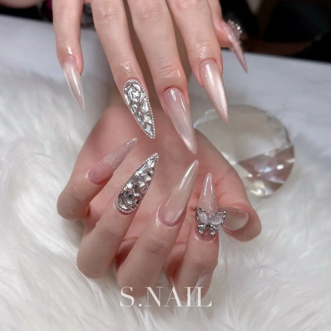 ネイル ハンドネイル S.NAIL Suuのネイルデザイン