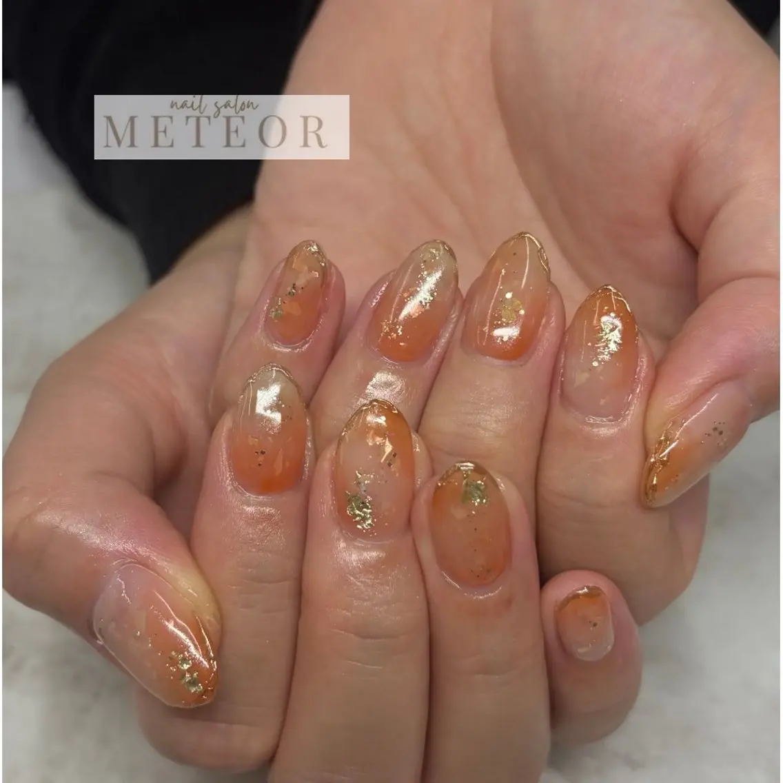 ネイル ニュアンスネイル オレンジ ハンドネイル METEOR💫 staffのネイルデザイン