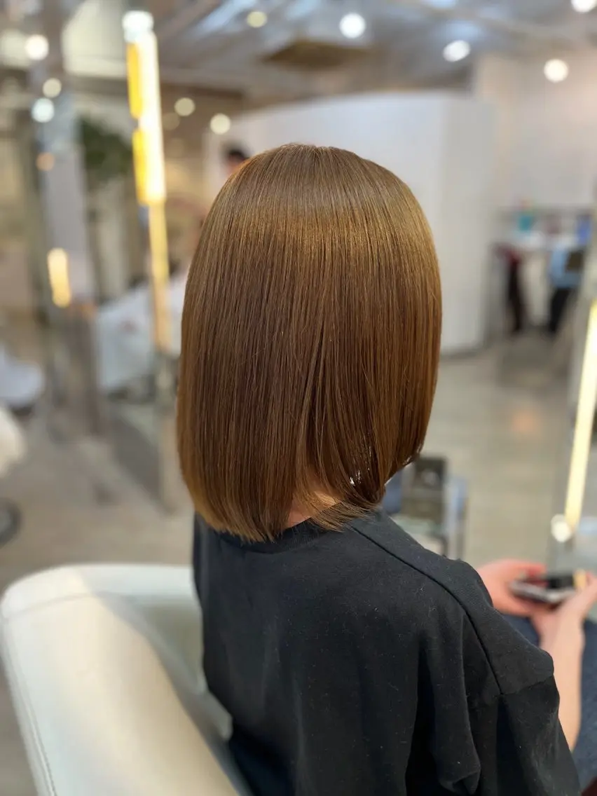 カラー フルカワ リナのヘアスタイル