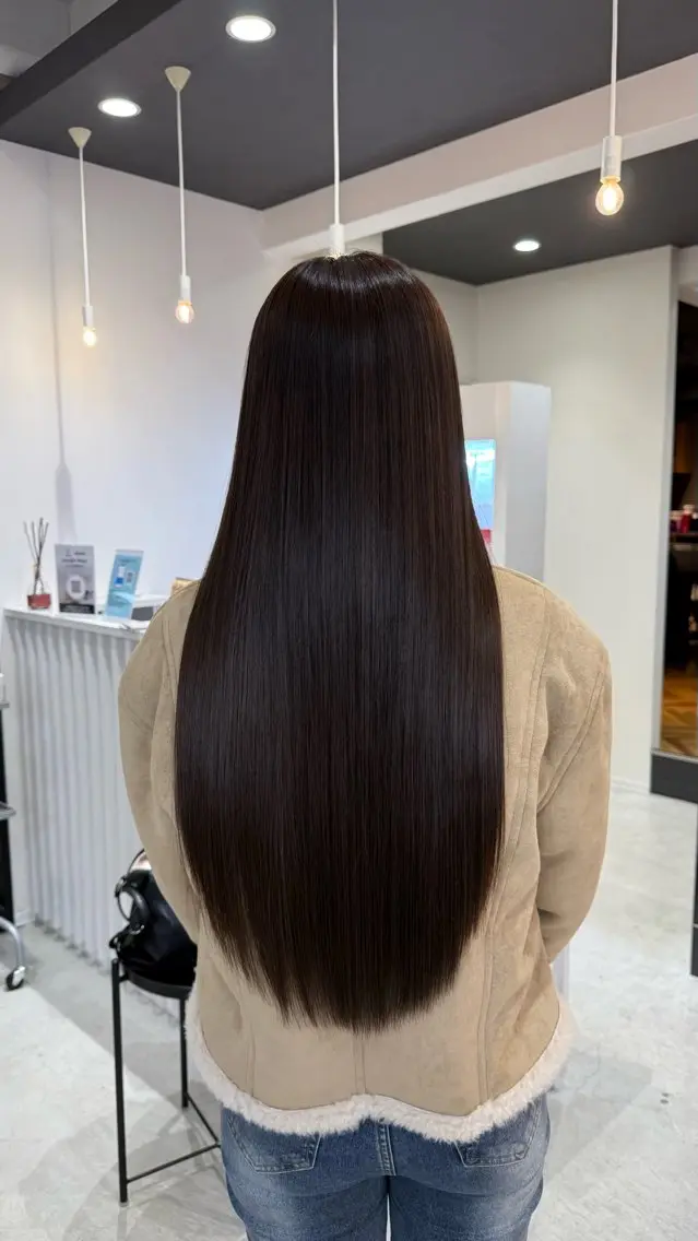 カラー ヘアカラー 大角 心愛のヘアスタイル